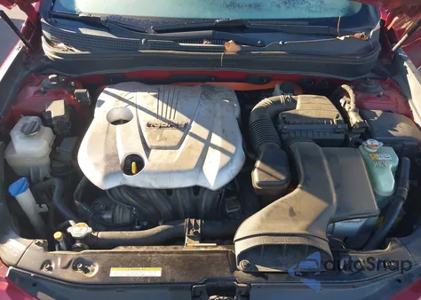 2013 Hyundai Sonata Hybrid z USA, uszkodzony, nr VIN KMHEC4A45DA070479